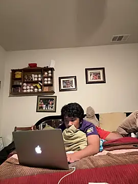 bigasianloads25 online show from March 22, 2025, 5:39 am