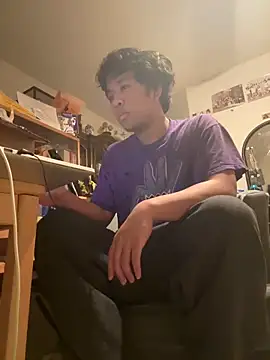 bigasianloads25 online show from December 30, 2024, 6:42 am