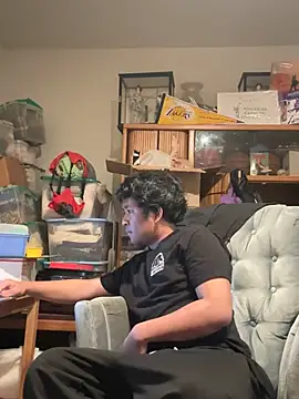 bigasianloads25 online show from December 28, 2024, 7:22 am