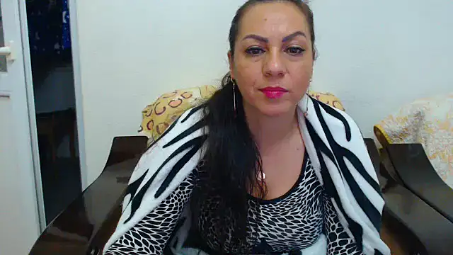 Snapshot of MissElla chatting on November 15, 2025, 12:47 am MissElla online show from November 15, 2025, 12:47 am