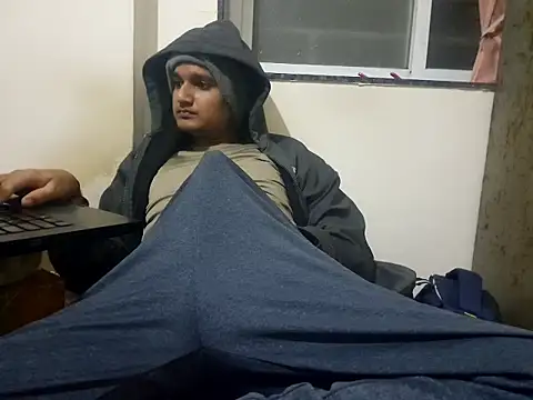 Snapshot of Jonrobinso chatting on January 8, 2026, 4:35 pm Jonrobinso online show from January 8, 2026, 4:35 pm