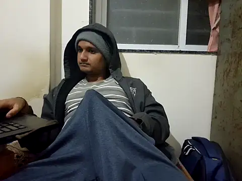 Snapshot of Jonrobinso chatting on December 19, 2025, 3:47 pm Jonrobinso online show from December 19, 2025, 3:47 pm