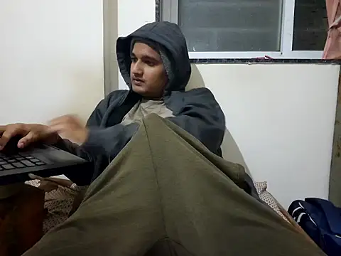 Snapshot of Jonrobinso chatting on January 7, 2026, 3:28 pm Jonrobinso online show from January 7, 2026, 3:28 pm