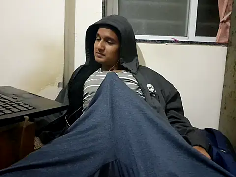 Snapshot of Jonrobinso chatting on January 5, 2026, 5:27 pm Jonrobinso online show from January 5, 2026, 5:27 pm