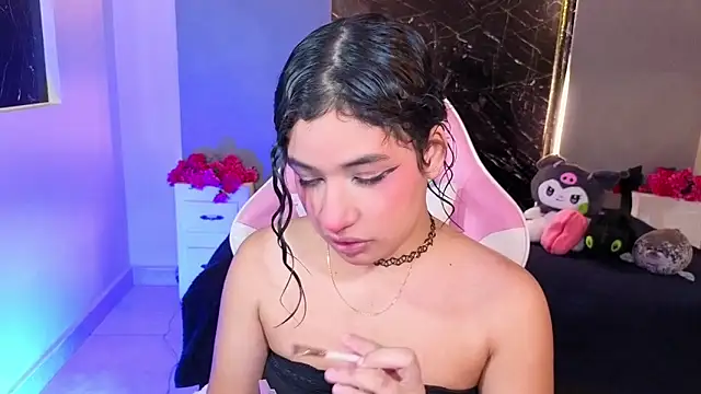 BonnieTaylor0 online show from September 18, 2025, 3:31 am