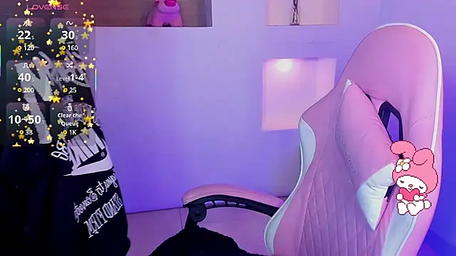 BonnieTaylor0 online show from March 10, 2025, 9:45 am