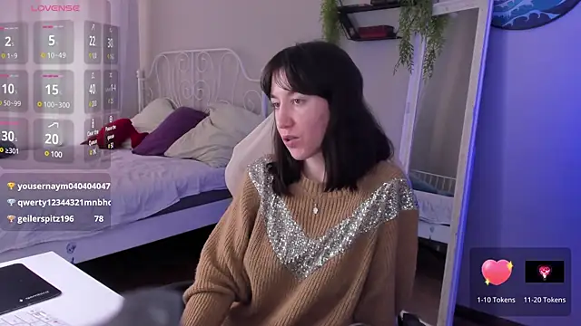 Belle Via online show from March 16, 2025, 8:43 am