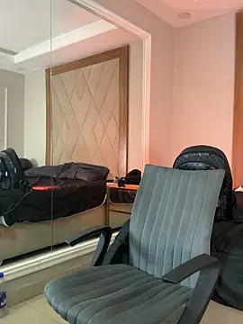 AaronCruz  online show from March 20, 2026, 11:06 pm