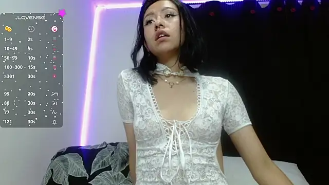 Snapshot of Anne_Nicholson chatting on December 31, 2024, 2:19 am Anne Nicholson online show from December 31, 2024, 2:19 am