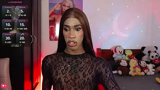 Snapshot of Kendall_Gil chatting on January 13, 2026, 3:43 am Kendall Gil online show from January 13, 2026, 3:43 am