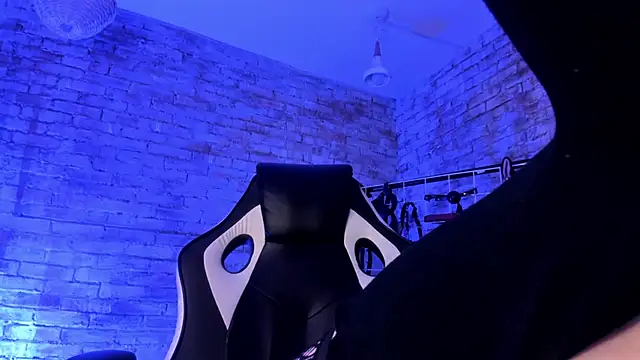 Snapshot of Cherry_xoxx chatting on October 17, 2025, 11:45 am Cherry xoxx online show from October 17, 2025, 11:45 am