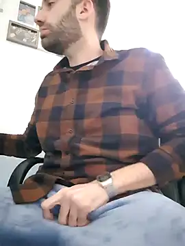 Snapshot of espanolmadrid chatting on December 30, 2024, 10:21 am espanolmadrid online show from December 30, 2024, 10:21 am