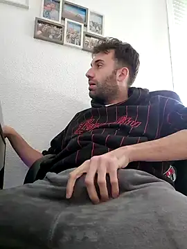 Snapshot of espanolmadrid chatting on December 27, 2024, 2:43 pm espanolmadrid online show from December 27, 2024, 2:43 pm