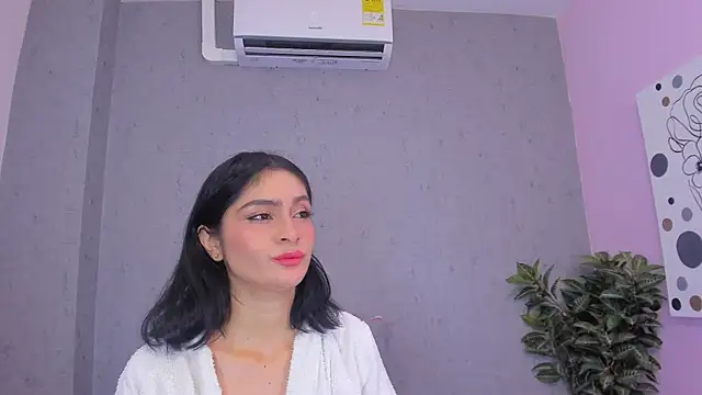 Tiffany mendez online show from May 6, 2026, 12:09 pm