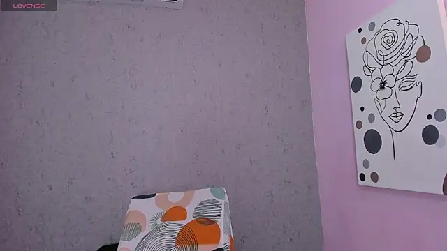 Snapshot of Tiffany_mendez chatting on October 9, 2025, 12:17 pm Tiffany mendez online show from October 9, 2025, 12:17 pm