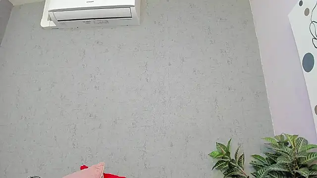 Tiffany mendez online show from March 25, 2026, 12:04 pm