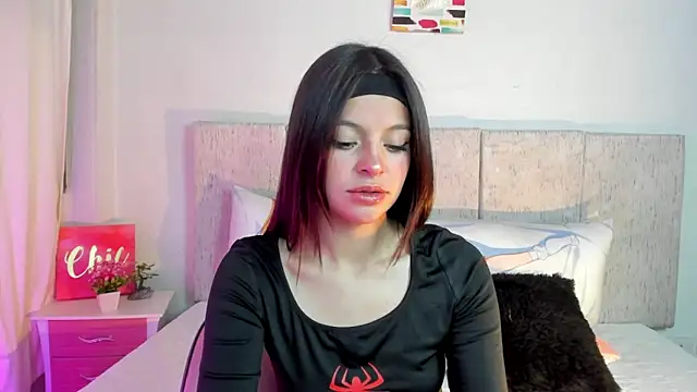 Snapshot of LucyEvans_ chatting on September 10, 2025, 3:16 am LucyEvans online show from September 10, 2025, 3:16 am