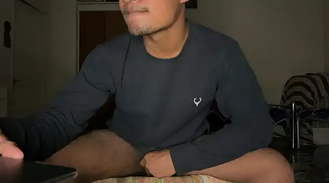 Snapshot of wild_x_predator chatting on January 16, 2025, 4:07 pm wild x predator online show from January 16, 2025, 4:07 pm