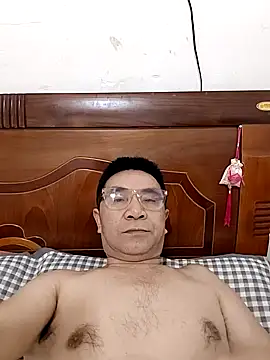 yjw6688 online show from April 11, 2026, 2:08 am