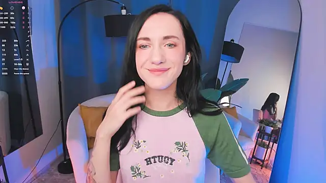 Dearly kitty online show from September 16, 2025, 6:47 am