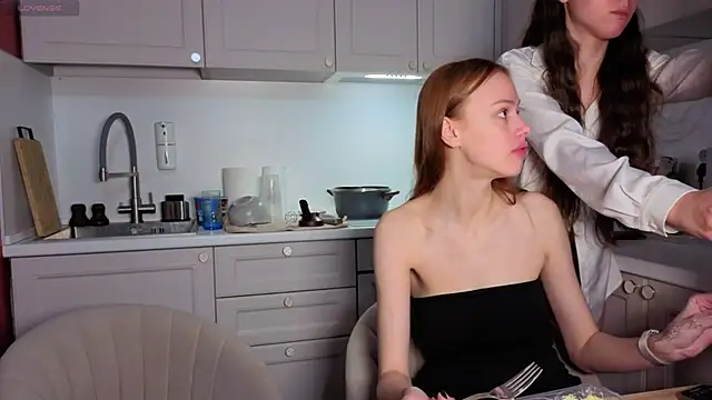 Snapshot of fcjuicy_pussy chatting on January 12, 2026, 9:38 am fcjuicy pussy online show from January 12, 2026, 9:38 am