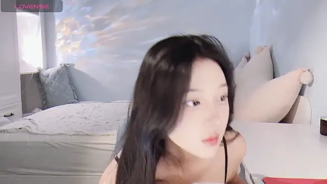 Snapshot of -Tilana- chatting on April 12, 2026, 4:21 pm -Tilana- online show from April 12, 2026, 4:21 pm