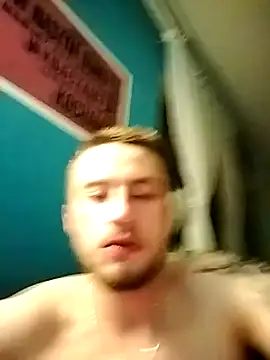 Snapshot of wariacik0024 chatting on February 13, 2025, 2:01 am wariacik0024 online show from February 13, 2025, 2:01 am