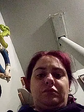 Snapshot of lilbishmiss chatting on October 19, 2025, 11:40 pm lilbishmiss online show from October 19, 2025, 11:40 pm