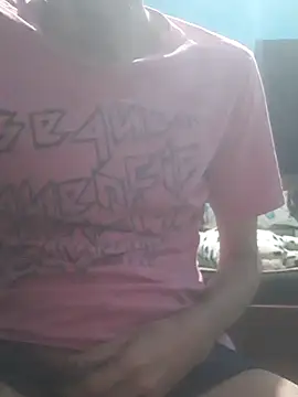 Snapshot of hugosafado333 chatting on September 10, 2025, 5:39 am hugosafado333 online show from September 10, 2025, 5:39 am