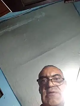 Snapshot of hugosafado333 chatting on March 3, 2025, 2:54 am hugosafado333 online show from March 3, 2025, 2:54 am