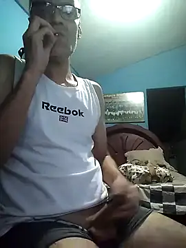 Snapshot of hugosafado333 chatting on February 26, 2025, 5:13 am hugosafado333 online show from February 26, 2025, 5:13 am