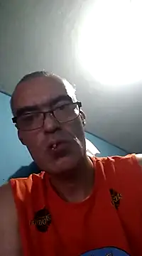 Snapshot of hugosafado333 chatting on February 24, 2025, 12:41 am hugosafado333 online show from February 24, 2025, 12:41 am