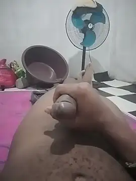 izinjamfee2 online show from March 31, 2026, 3:41 am