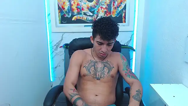 targuerian22 online show from September 11, 2025, 12:10 am