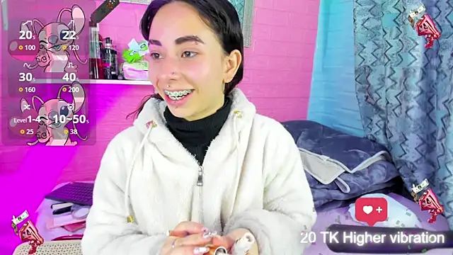 hanna  azumi online show from November 8, 2025, 4:05 am