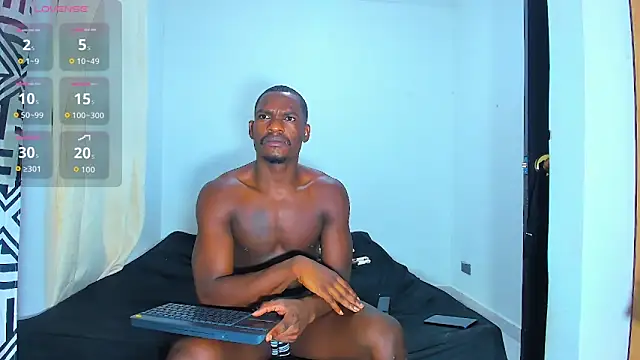 edwin mosquera1 online show from October 1, 2025, 11:19 pm