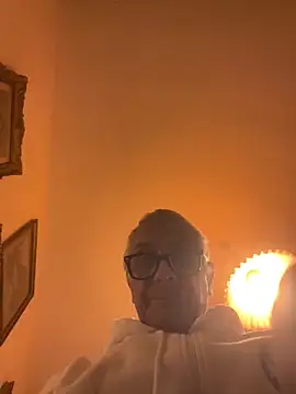 Snapshot of 4n4l1zz4m1 chatting on December 16, 2025, 6:34 pm 4n4l1zz4m1 online show from December 16, 2025, 6:34 pm