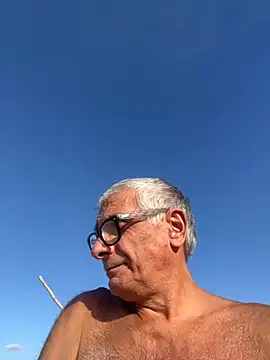 Snapshot of 4n4l1zz4m1 chatting on November 14, 2025, 1:37 pm 4n4l1zz4m1 online show from November 14, 2025, 1:37 pm