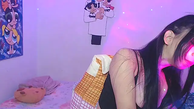 jhoanitahot online show from February 2, 2026, 1:32 pm