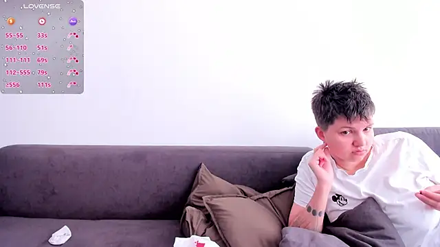 jessica tenderly online show from April 16, 2026, 1:34 pm