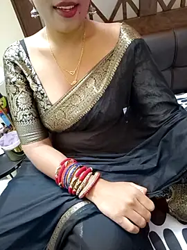 Snapshot of Roja-Telugu777 chatting on November 5, 2025, 2:31 pm Roja-Telugu777 online show from November 5, 2025, 2:31 pm