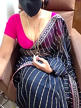 Snapshot of Roja-Telugu777 chatting on December 18, 2025, 5:06 pm Roja-Telugu777 online show from December 18, 2025, 5:06 pm