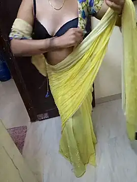 Snapshot of Roja-Telugu777 chatting on March 13, 2025, 6:48 am Roja-Telugu777 online show from March 13, 2025, 6:48 am