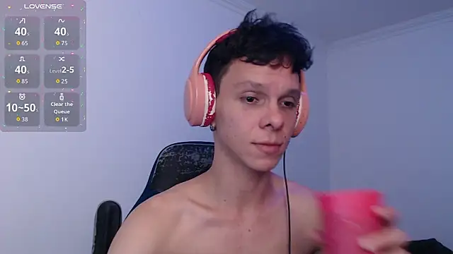 bryamado69 online show from February 17, 2026, 1:47 am