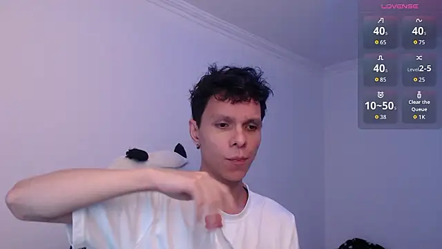 bryamado69 online show from March 22, 2026, 2:29 pm