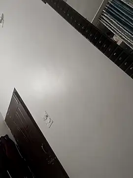 Snapshot of Gururonny07 chatting on February 6, 2026, 5:42 pm Gururonny07 online show from February 6, 2026, 5:42 pm