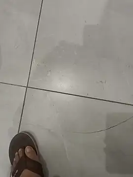 Snapshot of Gururonny07 chatting on February 4, 2026, 1:11 am Gururonny07 online show from February 4, 2026, 1:11 am