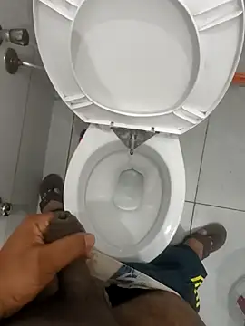 Snapshot of Gururonny07 chatting on March 12, 2026, 1:11 am Gururonny07 online show from March 12, 2026, 1:11 am