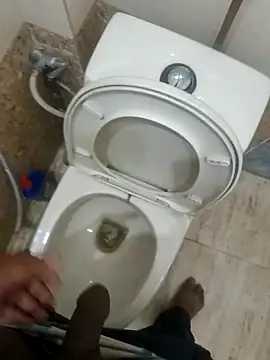 Snapshot of Gururonny07 chatting on March 12, 2026, 5:17 pm Gururonny07 online show from March 12, 2026, 5:17 pm