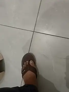 Snapshot of Gururonny07 chatting on February 5, 2026, 12:50 am Gururonny07 online show from February 5, 2026, 12:50 am